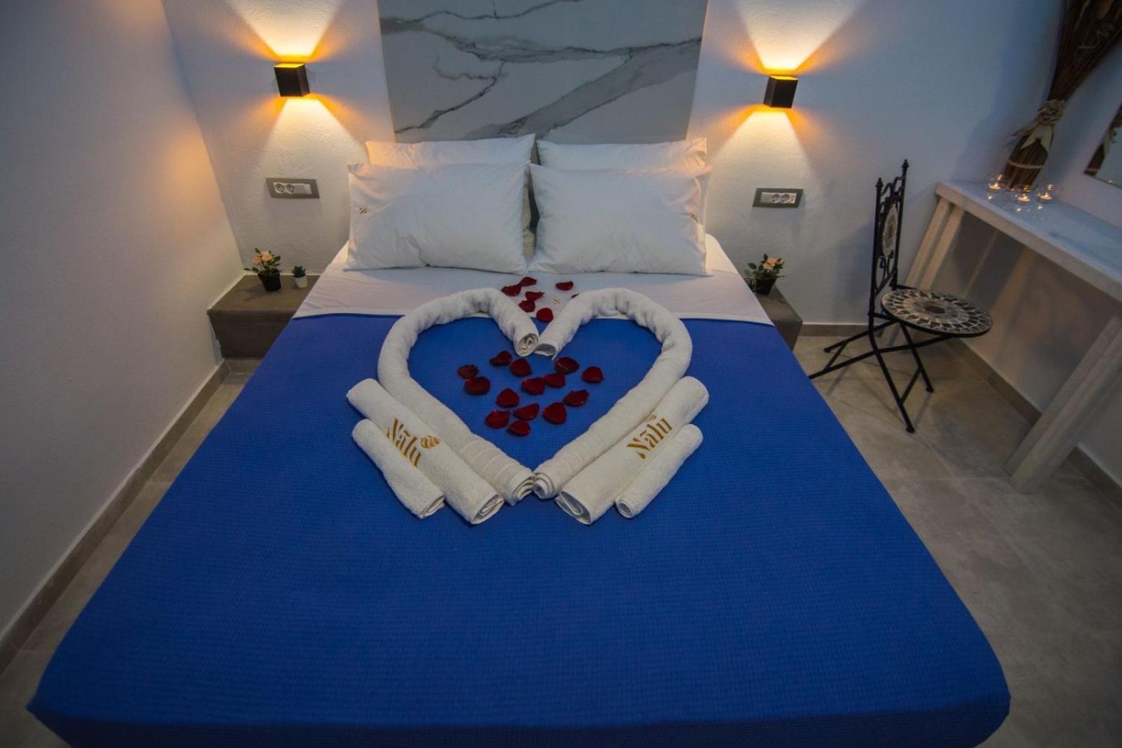 Nalu Suites ثيرا المظهر الخارجي الصورة